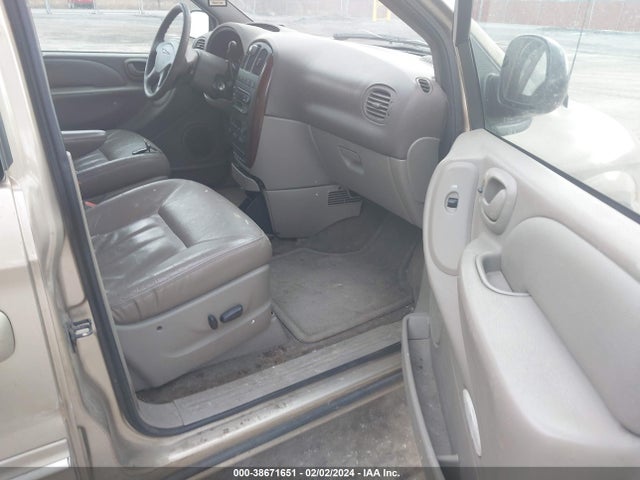 2002 CHRYSLER TOWN & COUNTRY LXI VIN: 2C8GT54L72R573993