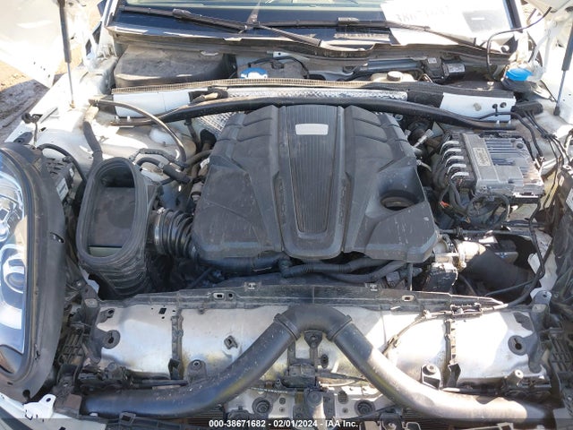2019 PORSCHE MACAN WP1AB2A50KLB31708 Photo 9