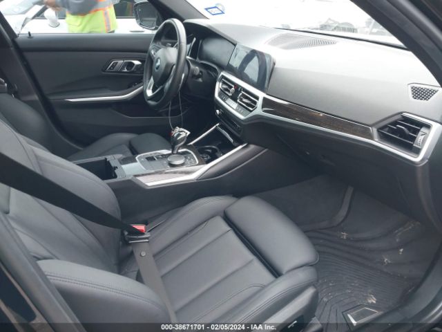 3MW5R1J55K8B03433 BMW 330I