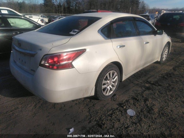 2015 NISSAN ALTIMA 2.5 S VIN: 1N4AL3AP9FC472719