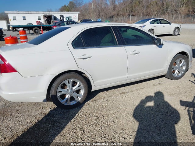 38671786 :رقم المزاد ، 3FAHP0HAXCR233308 vin ، 2012 Ford Fusion Se مزاد بيع