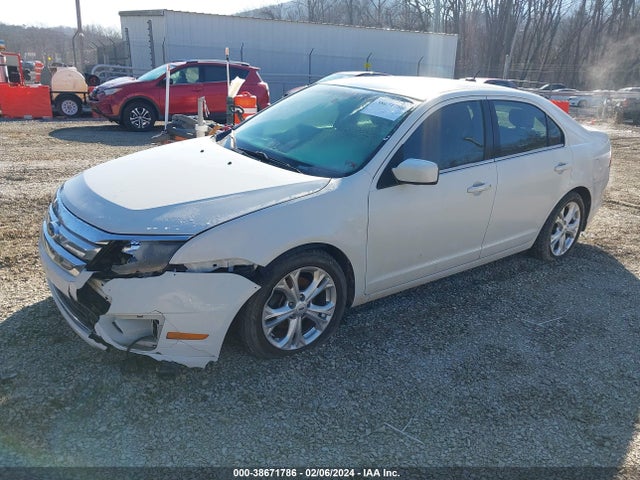 38671786 :رقم المزاد ، 3FAHP0HAXCR233308 vin ، 2012 Ford Fusion Se مزاد بيع