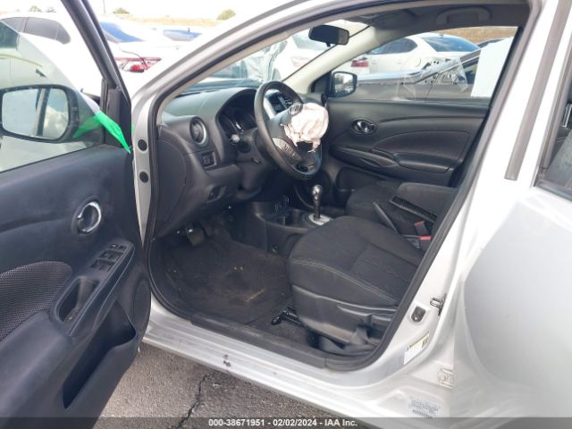 3N1CN7AP0JL878411 Nissan Versa 1.6 Sv