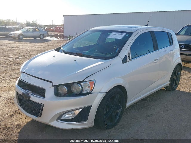 Chevrolet Sonic Rs Auto 2014 1G1JG6SB9E4240982 Image 2