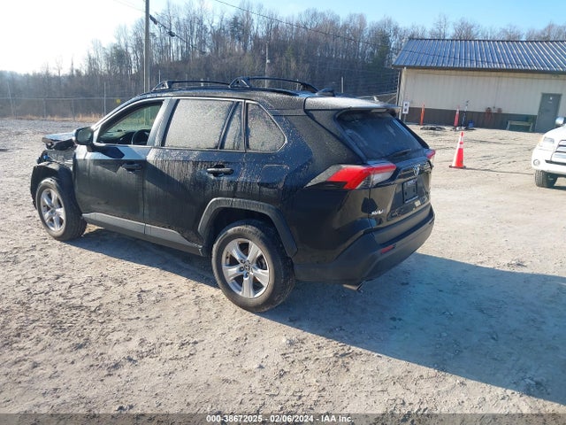 Toyota Rav4 Xle 2021 JTMP1RFV7MD077692 Image 3