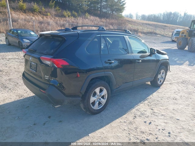 Toyota Rav4 Xle 2021 JTMP1RFV7MD077692 Image 4