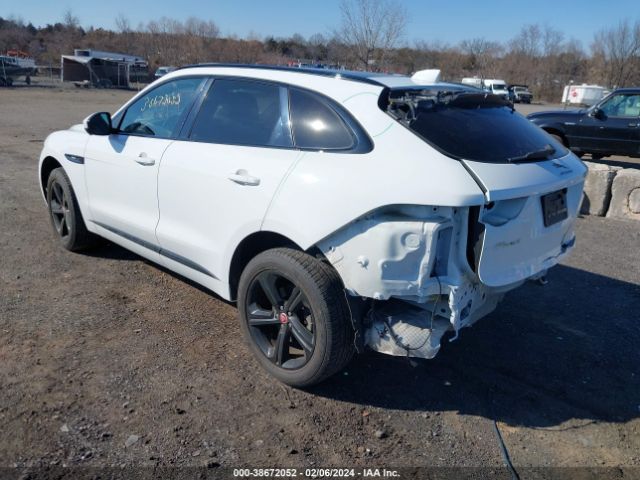 2019 JAGUAR F-PACE SADCL2FXXKA360947 Photo 2