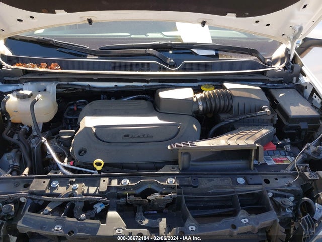 2C4RC1CG1NR211475 Chrysler Voyager Lx