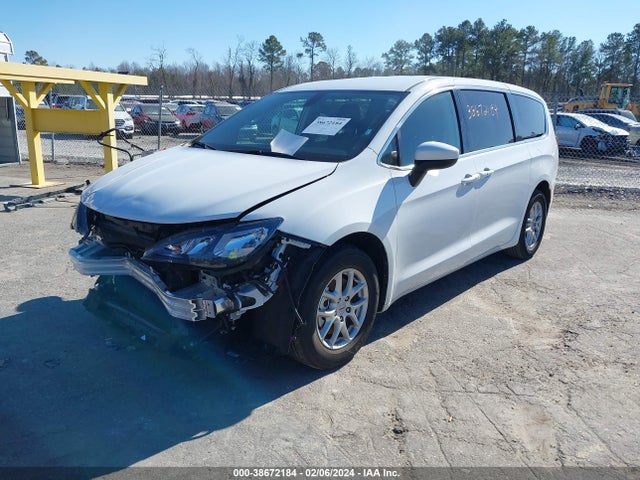 2C4RC1CG1NR211475 Chrysler Voyager Lx