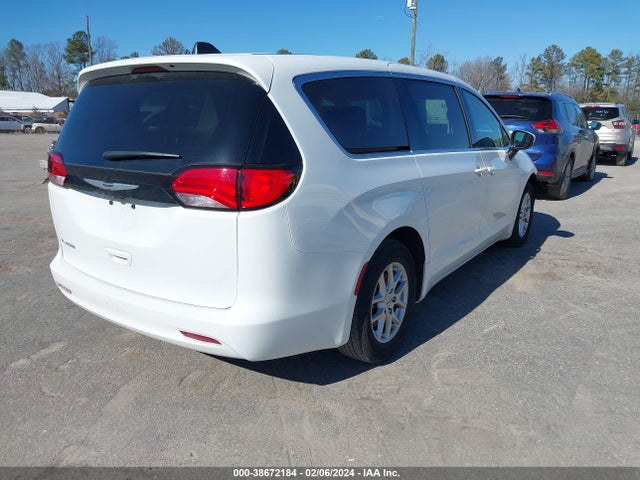 2C4RC1CG1NR211475 Chrysler Voyager Lx