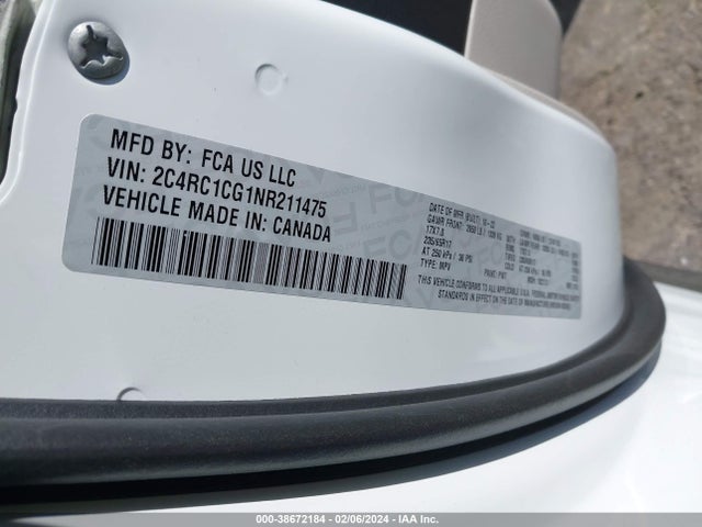2C4RC1CG1NR211475 Chrysler Voyager Lx