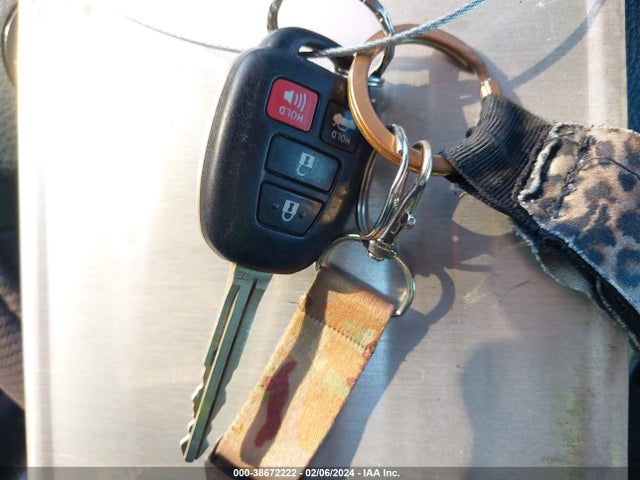 Toyota COROLLA LE 2019 5YFBURHE9KP875751 Image 11