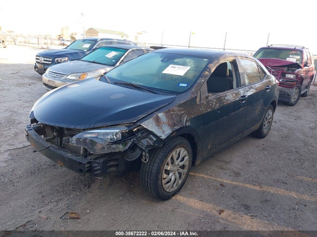 Toyota COROLLA LE 2019 5YFBURHE9KP875751 Image 2