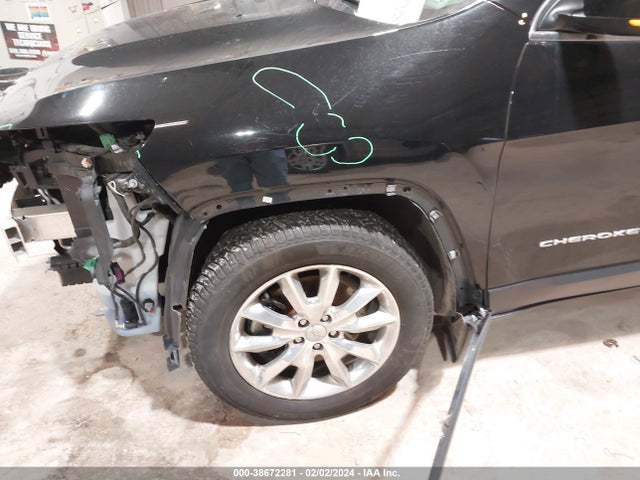 1C4PJMDS4HW583874 Jeep Cherokee Limited 4x4
