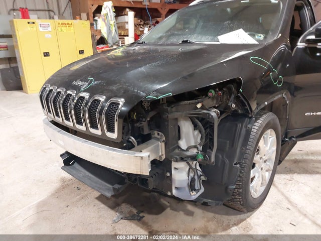 1C4PJMDS4HW583874 Jeep Cherokee Limited 4x4