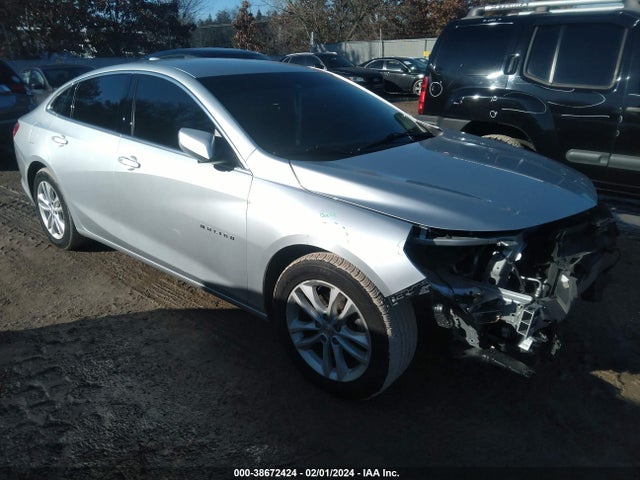 2018 1G1ZD5ST7JF194145 main image