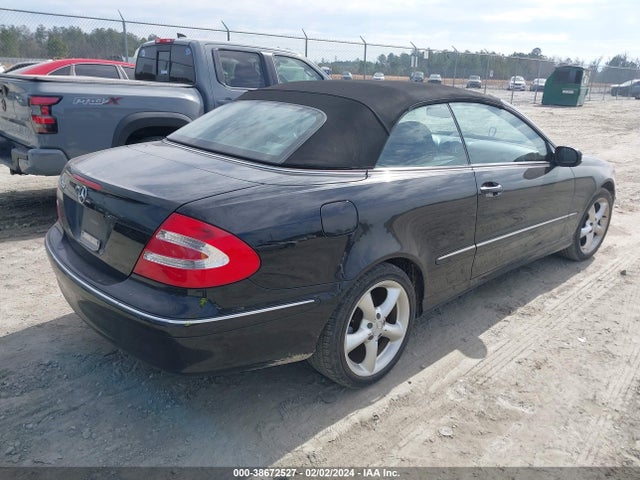 2005 MERCEDES-BENZ CLK 320 VIN: WDBTK65J55F135053