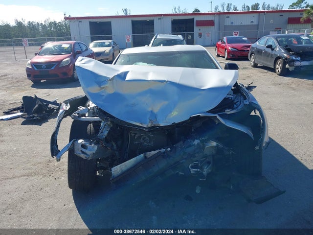 Chevrolet Camaro 2lt 2018 1G1FC1RS0J0112237 Image 12