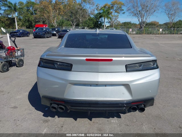 Chevrolet Camaro 2lt 2018 1G1FC1RS0J0112237 Image 16