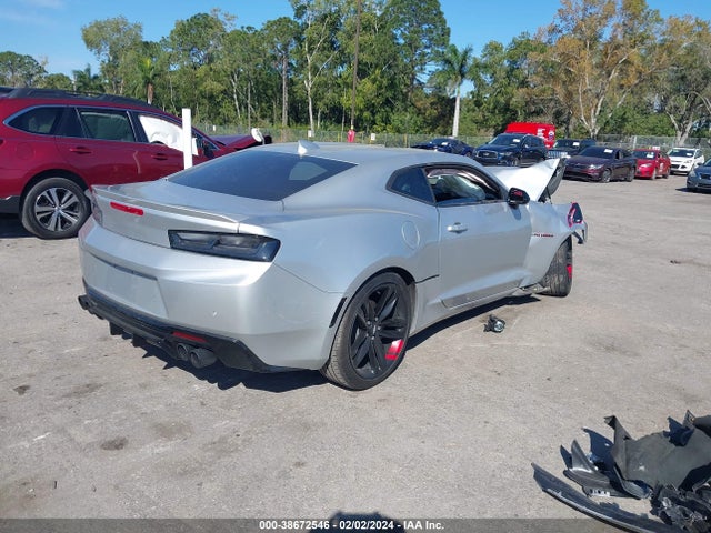 Chevrolet Camaro 2lt 2018 1G1FC1RS0J0112237 Image 4