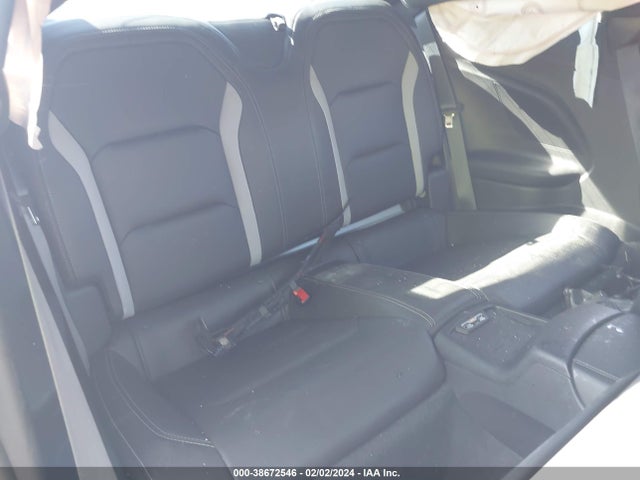 Chevrolet Camaro 2lt 2018 1G1FC1RS0J0112237 Image 8