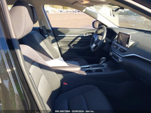 1N4BL4DV6NN417426 Nissan Altima Sv Fwd