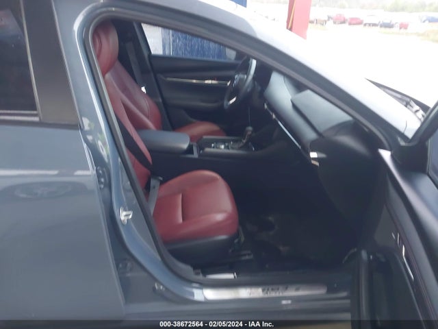 Mazda Mazda3 Carbon Edition 2022 3MZBPACL9NM300511 Image 5