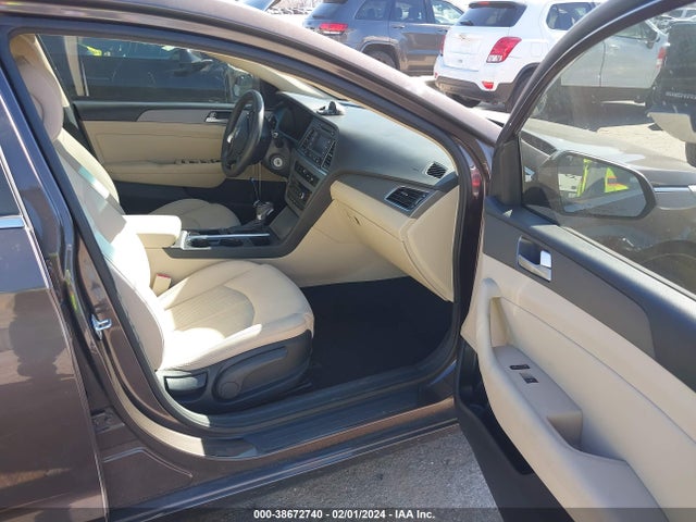 2015 HYUNDAI SONATA SE VIN: 5NPE24AFXFH178245