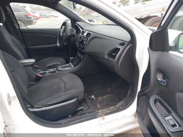 2012 CHRYSLER 200 LX VIN: 1C3CCBAB1CN262394