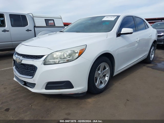 Chevrolet MALIBU 1LT 2015 1G11C5SL6FF139869 Image 2