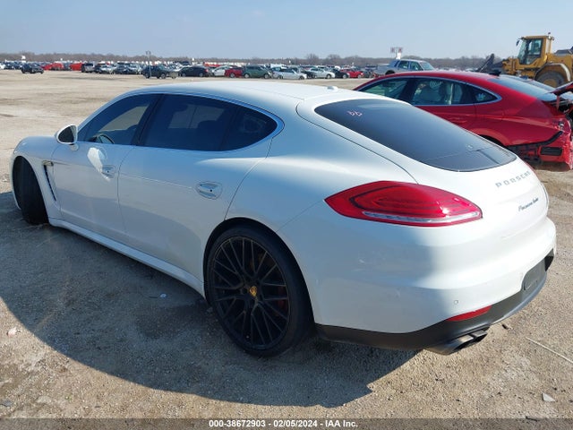 2014 PORSCHE PANAMERA WP0BC2A71EL077117 Photo 2