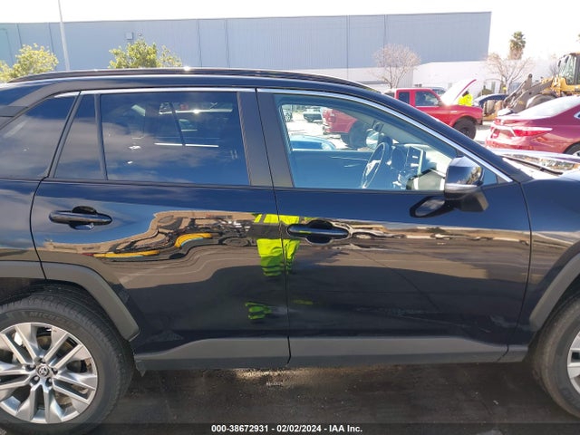 2024 TOYOTA RAV4 XLE PREMIUM VIN: 2T3C1RFV9RC253054