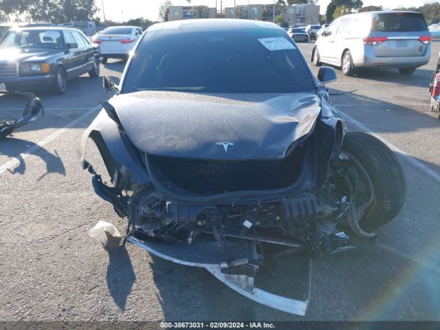 5YJ3E1EB8KF199964 Tesla Model 3 Long Range/performance