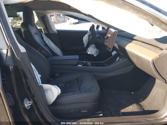 5YJ3E1EB8KF199964 Tesla Model 3 Long Range/performance