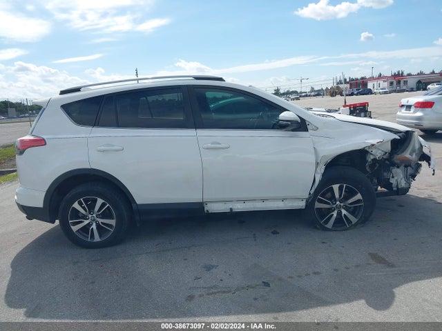 Toyota Rav4 Xle 2018 2T3WFREV7JW522316 Image 14