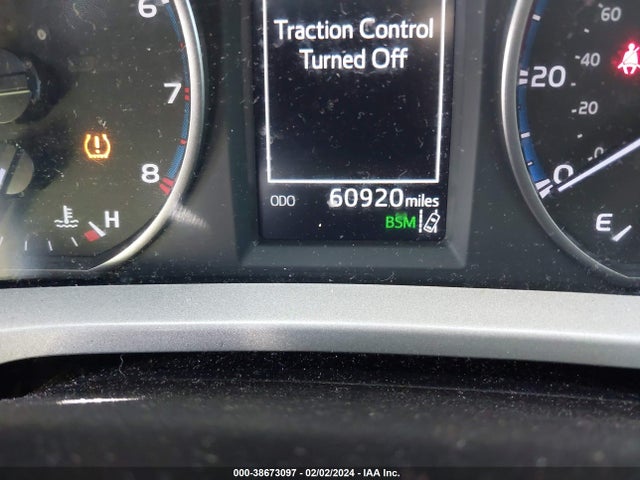 Toyota Rav4 Xle 2018 2T3WFREV7JW522316 Image 16