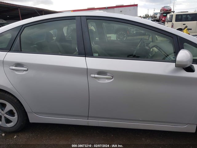 Toyota Prius 2015 JTDKN3DU1F0478719 Image 27