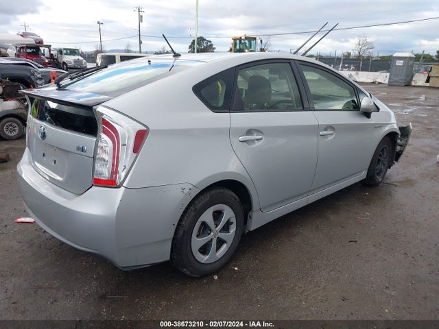 Toyota Prius 2015 JTDKN3DU1F0478719 Image 17