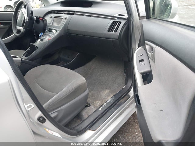 Toyota Prius 2015 JTDKN3DU1F0478719 Image 18