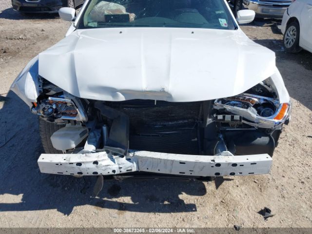 2C3CCAAG8EH211704 Chrysler 300