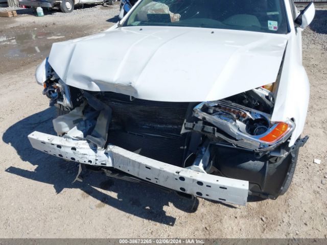 2C3CCAAG8EH211704 Chrysler 300