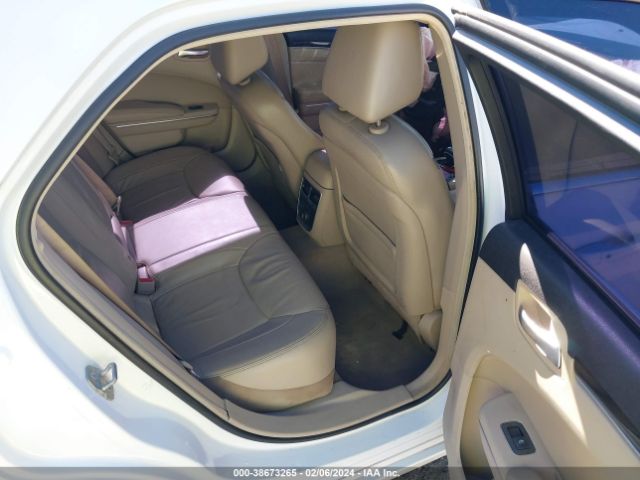 2C3CCAAG8EH211704 Chrysler 300