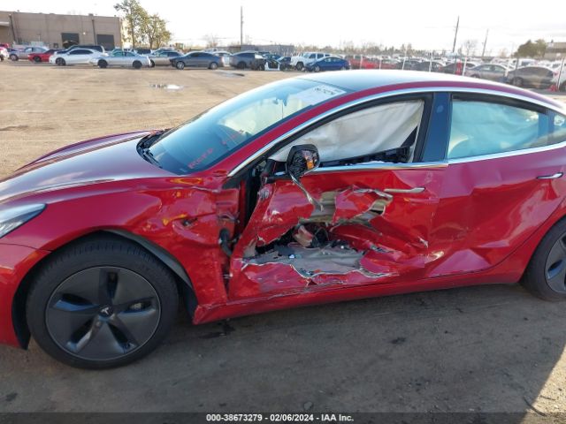 5YJ3E1EA1LF803699 Tesla MODEL 3