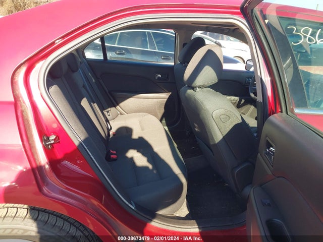 38673479 :رقم المزاد ، 3FAHP0HA8AR123225 vin ، 2010 Ford Fusion Se مزاد بيع