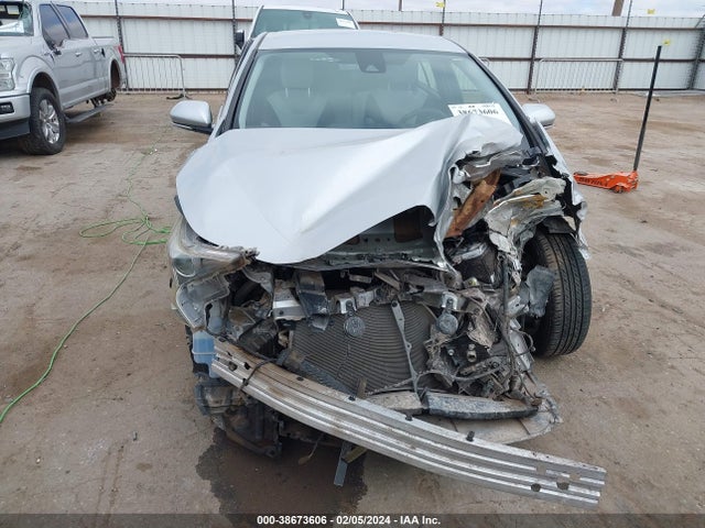 Toyota Prius Two 2017 JTDKBRFU0H3565974 Image 12