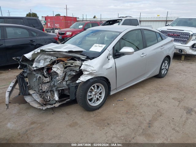Toyota Prius Two 2017 JTDKBRFU0H3565974 Image 2