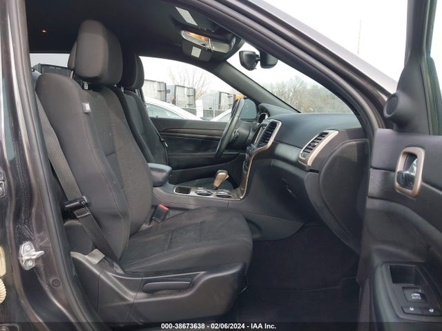 2017 JEEP GRAND CHEROKEE LAREDO 4X4 VIN: 1C4RJFAG3HC853912