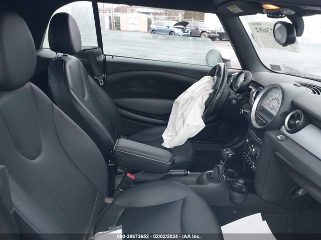 2011 MINI COOPER WMWZN3C54BT132677 Photo 4