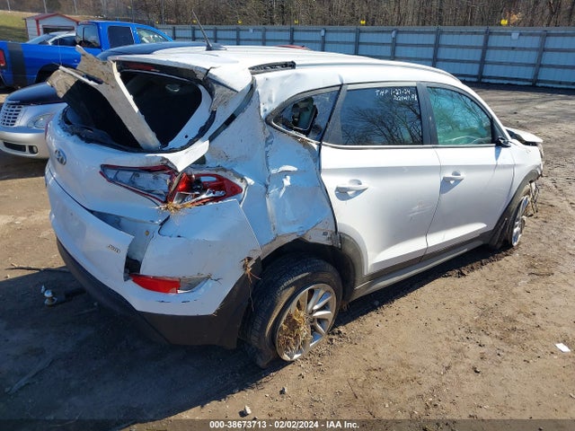 Hyundai TUCSON SE 2017 KM8J3CA45HU583745 Image 4