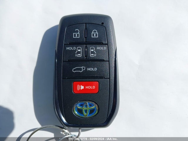 Toyota Sienna Limited 2021 5TDZRKEC2MS042801 Image 11